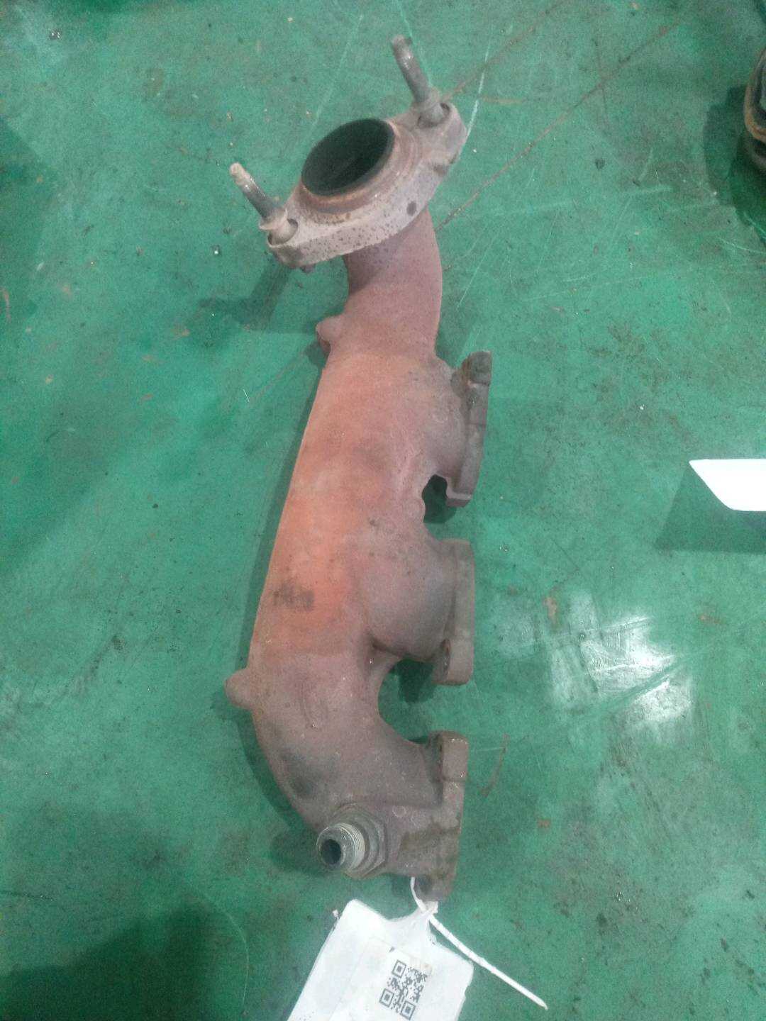 XR852053 排气歧管(左)