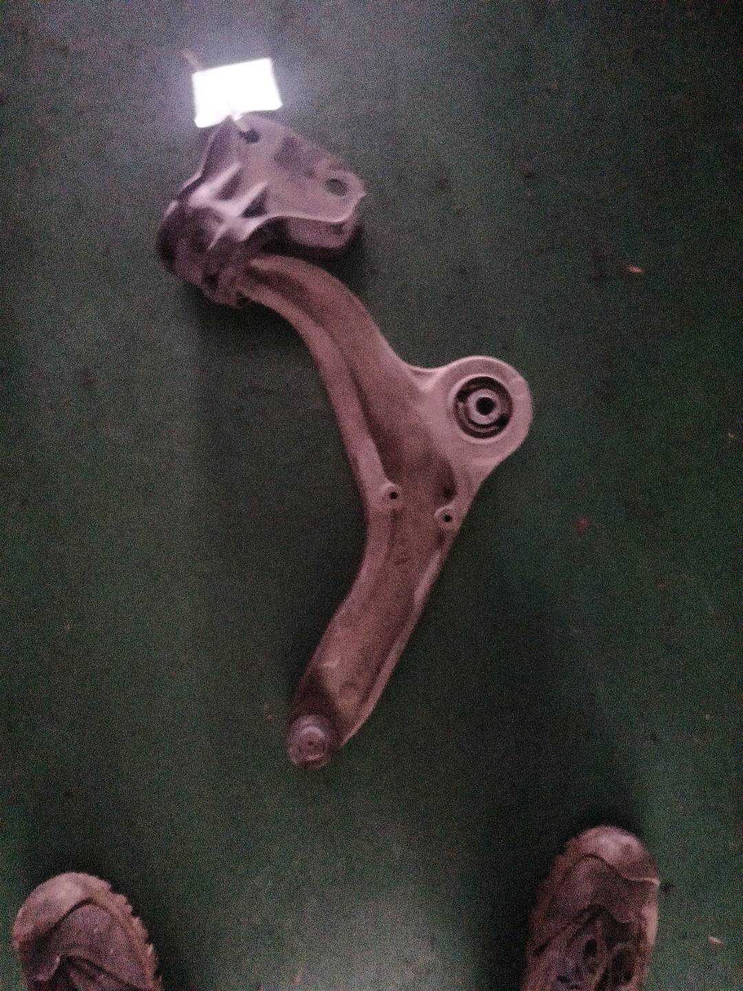 G3GC3A052AA Front Lower Control Arm, Right