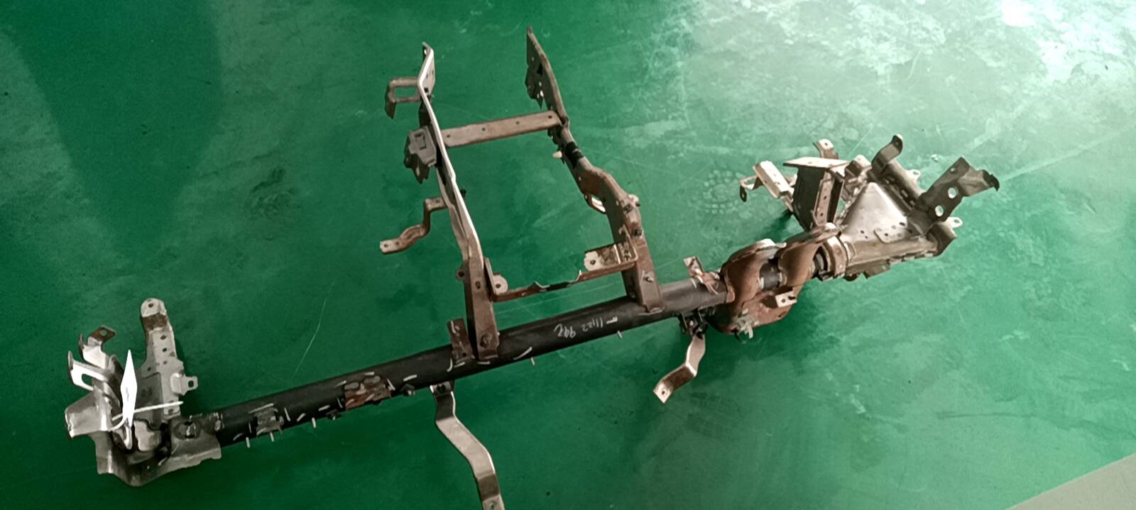 844101F130 Dashboard Frame
