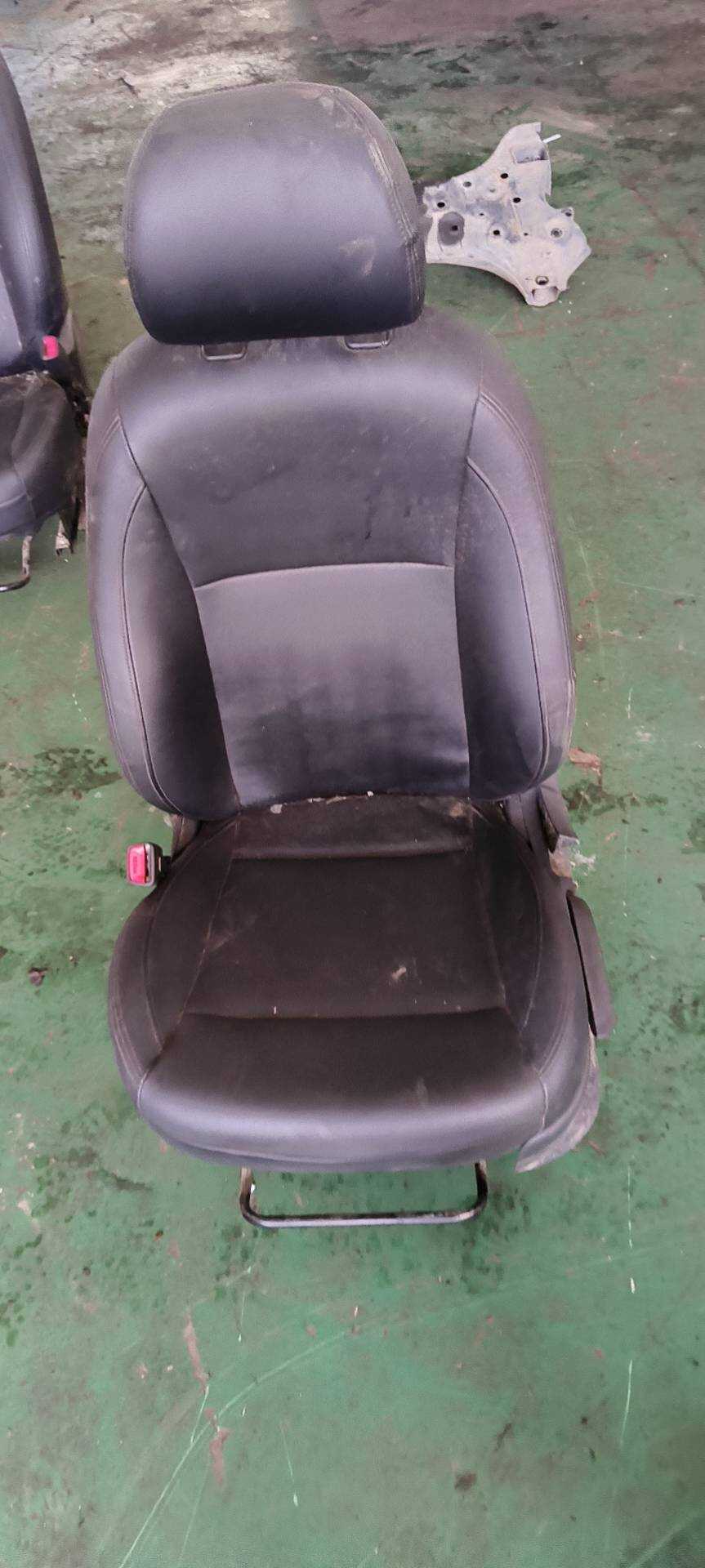 88001F9AB0WBX 驾驶员座椅总成