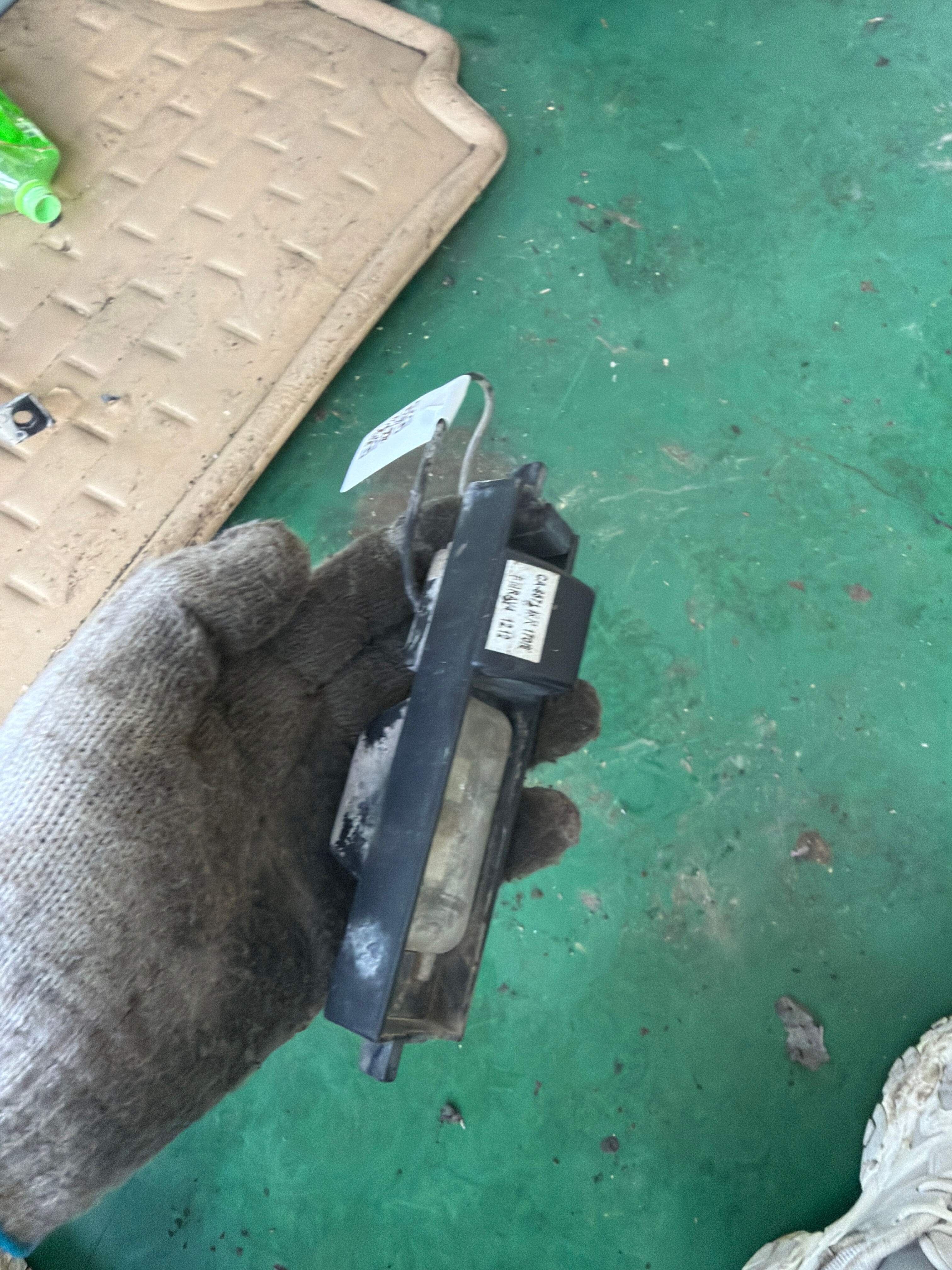 812710R020 后牌照板灯灯罩