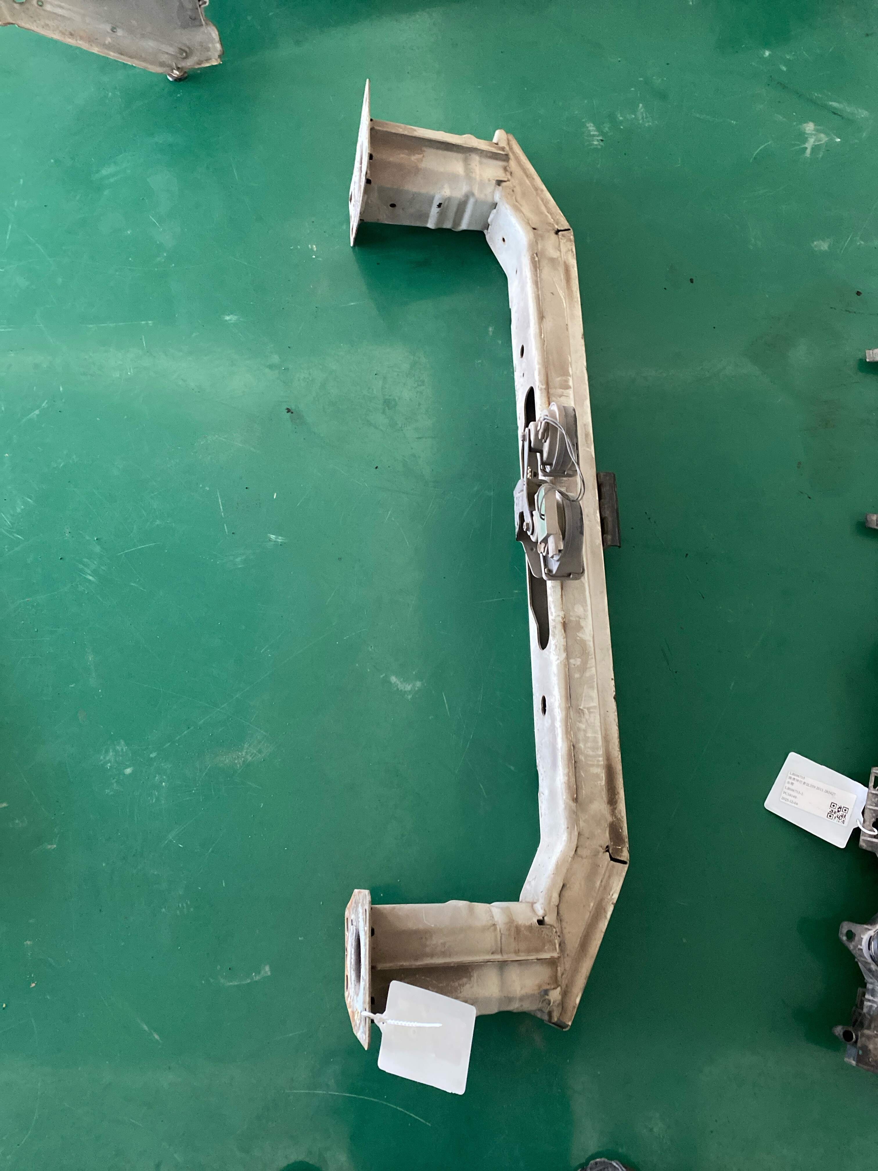 LR005532 Front Bumper Frame