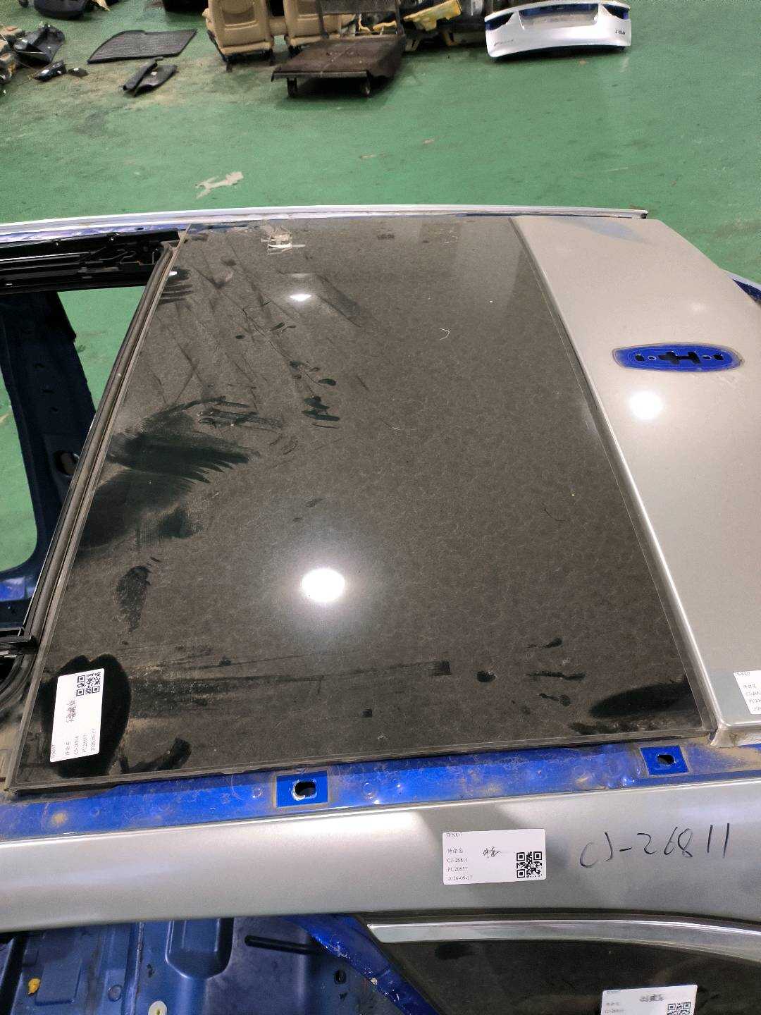 C2D54202 Sunroof Glass, Rear