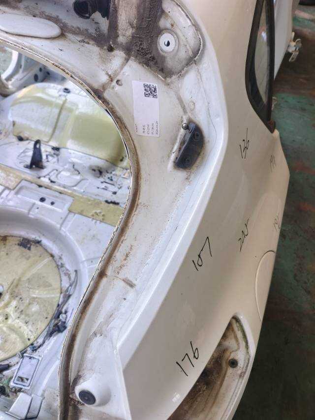 13279616 C柱加强筋(右)