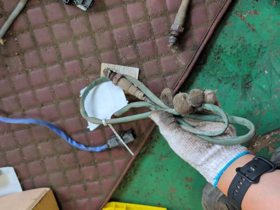 97060617201 Oxygen Sensor, Rear Right