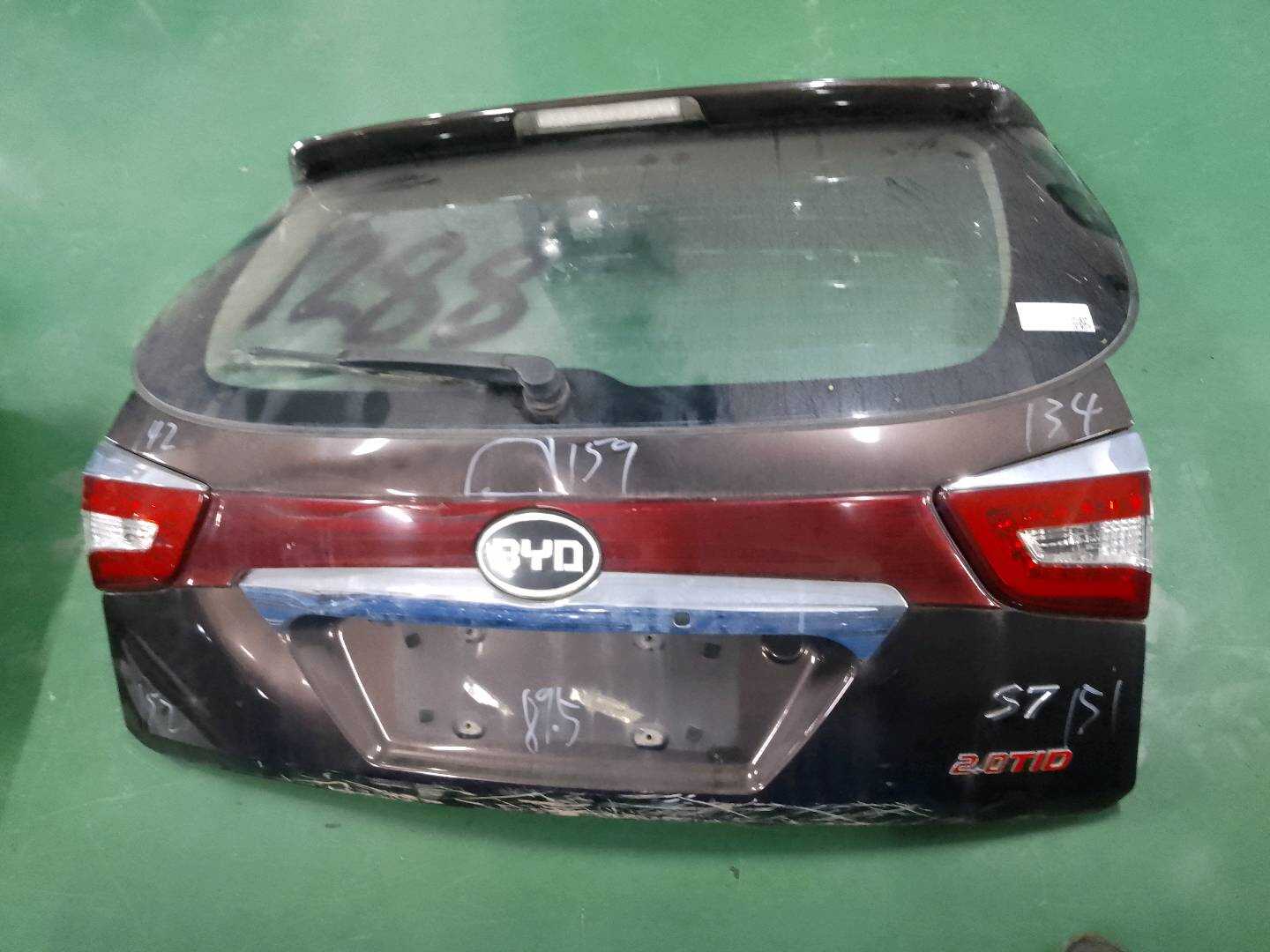 SE630101077 尾盖
