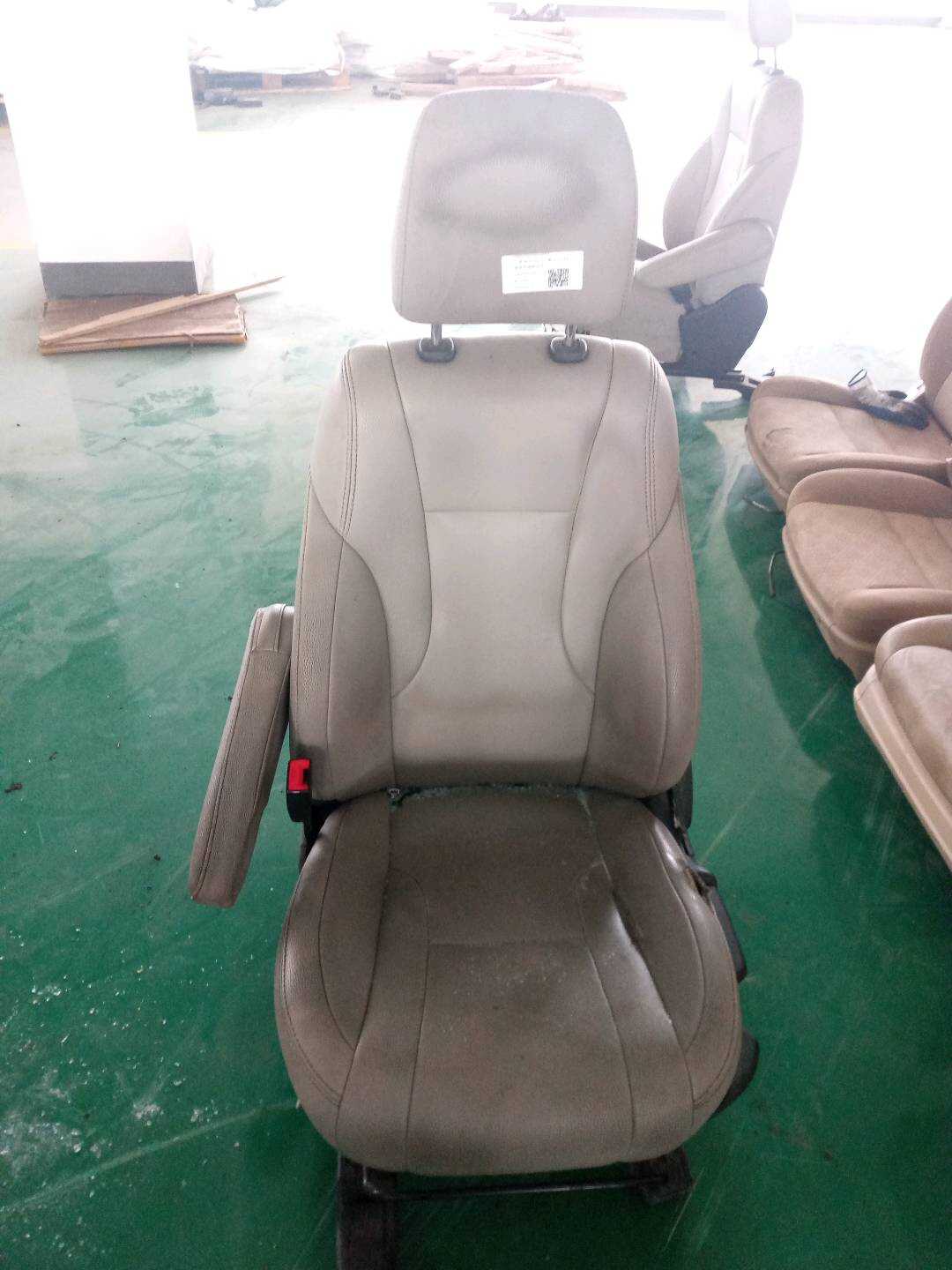 6900100V6501F001 驾驶员座椅总成