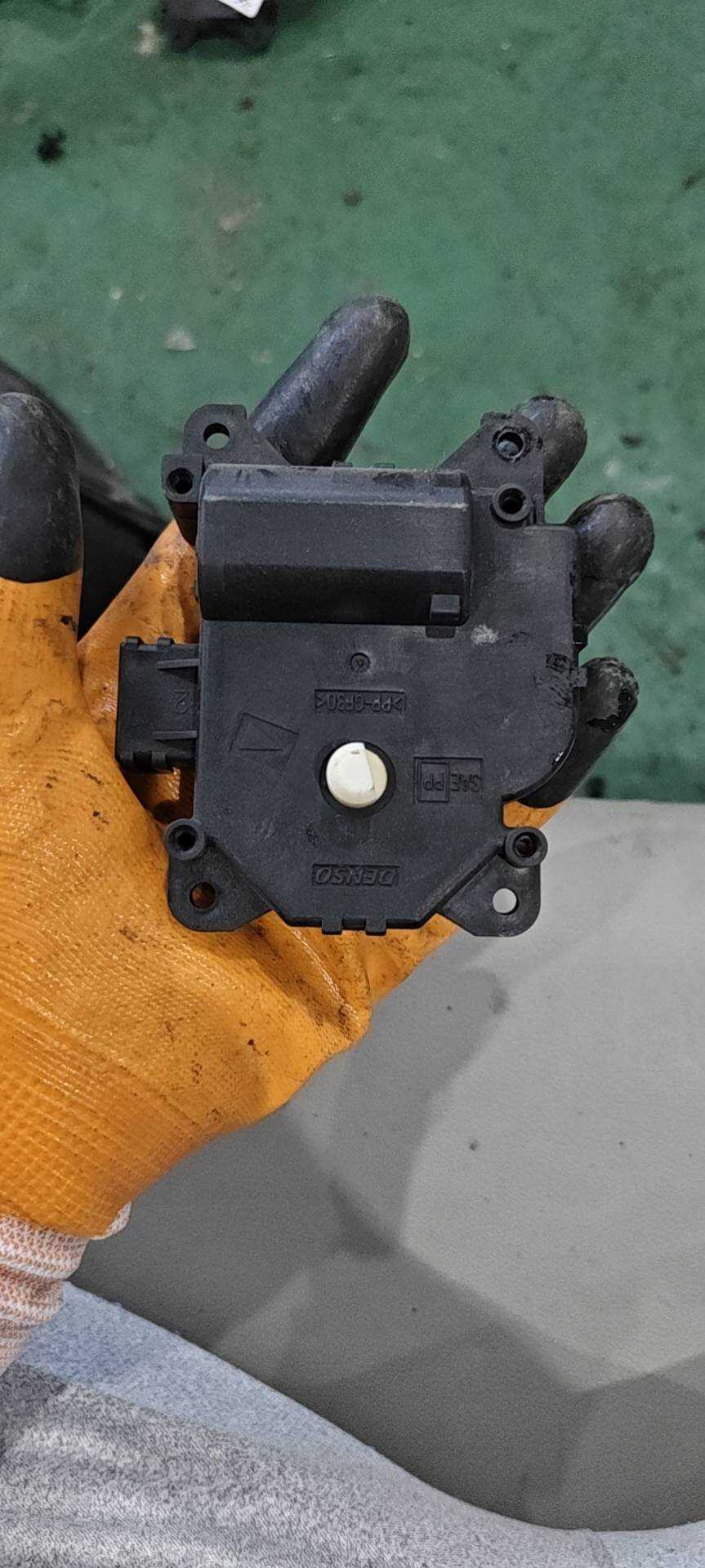 79140TS6H01 Servo Motor (Mode Control)