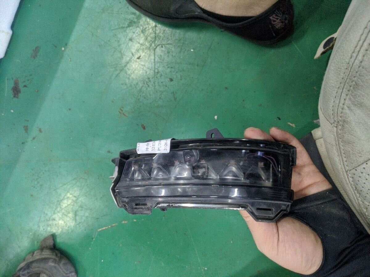 T4A17336 倒车镜转向灯(左)