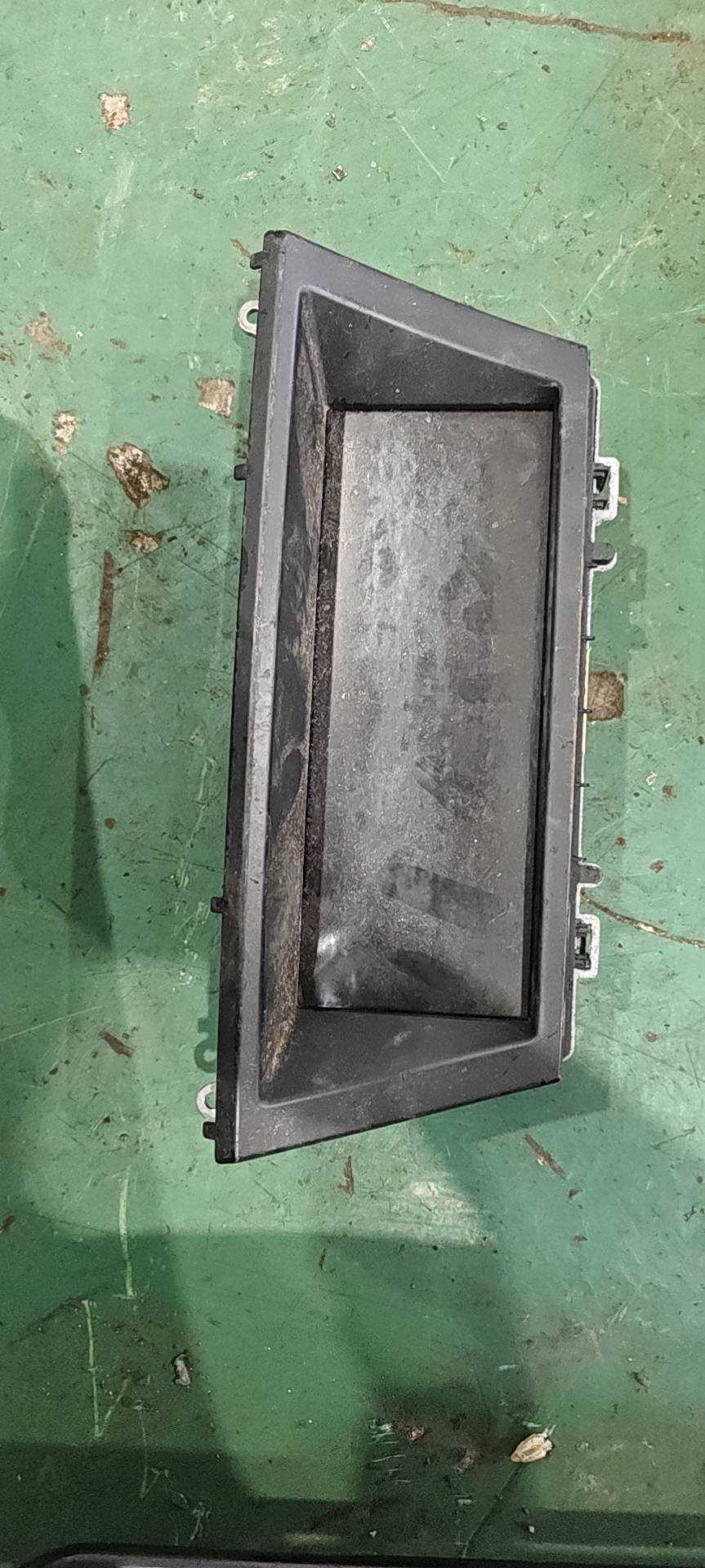 65509194064 仪表台中央显示器