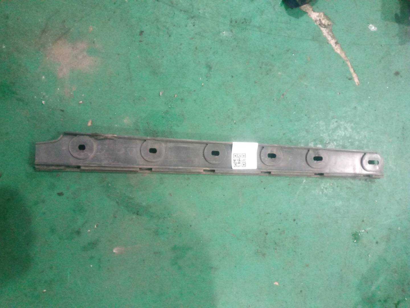 A6368850456 后保险杠支架(左)