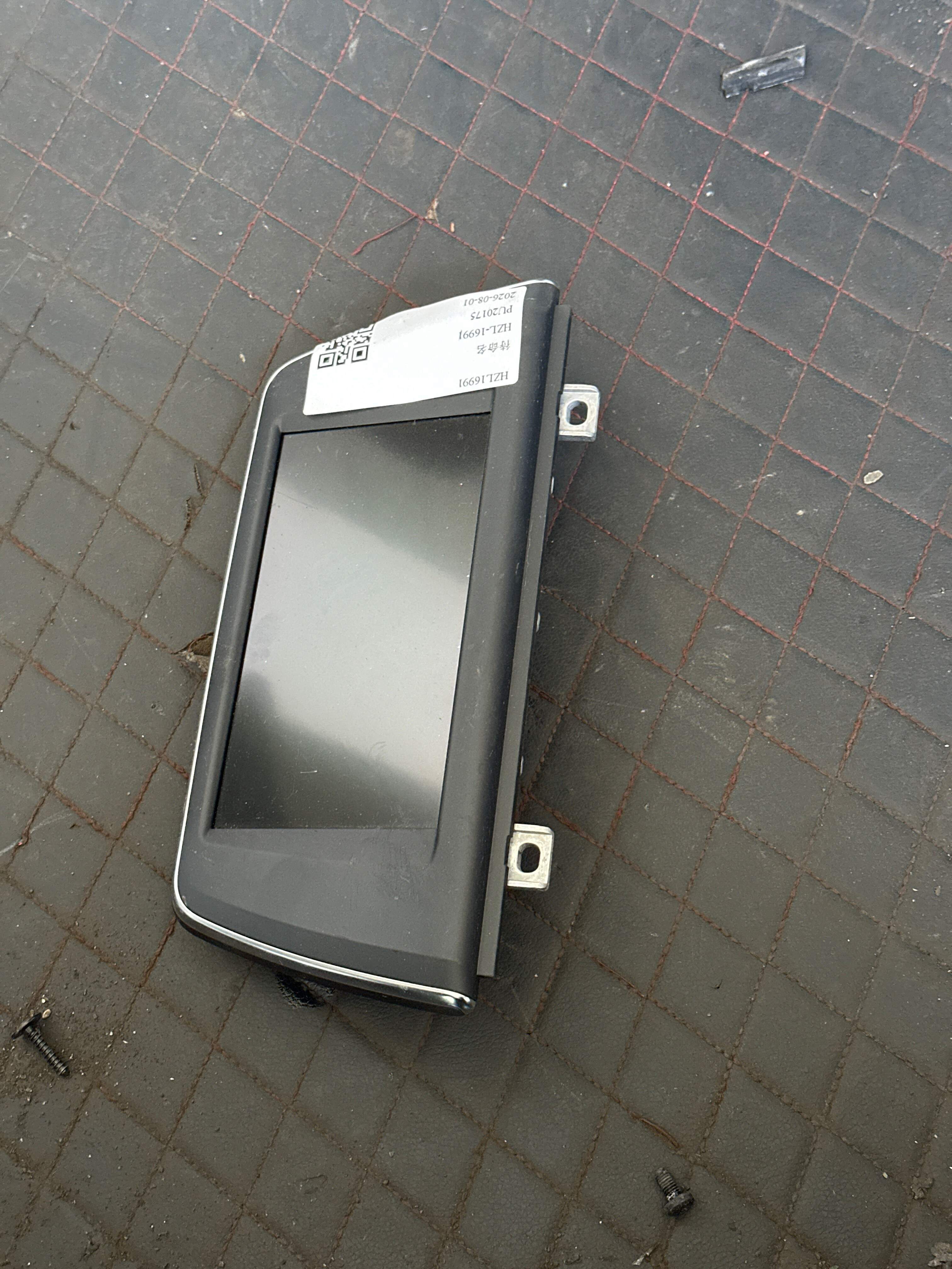 65509322123 仪表台中央显示器