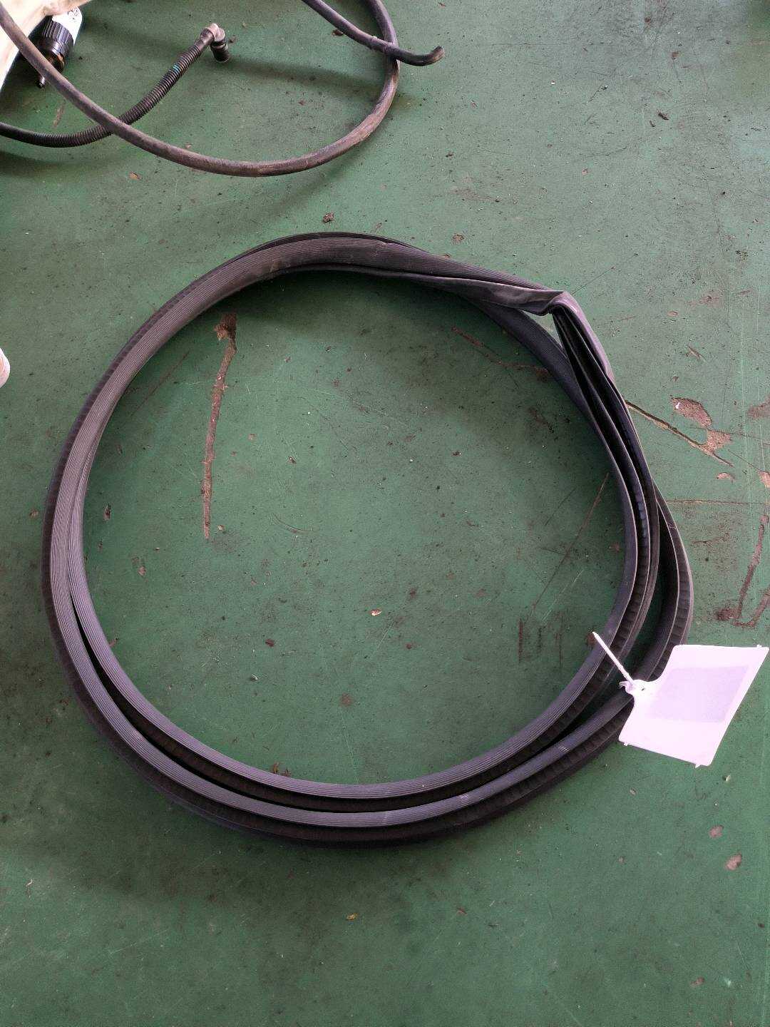 6502421TB02 左后门门洞密封条