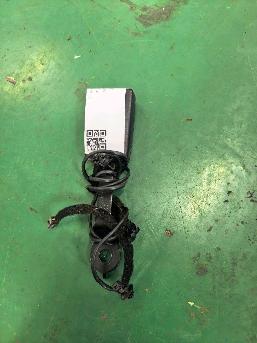 7N0857739CQVZ 后座椅安全带扣