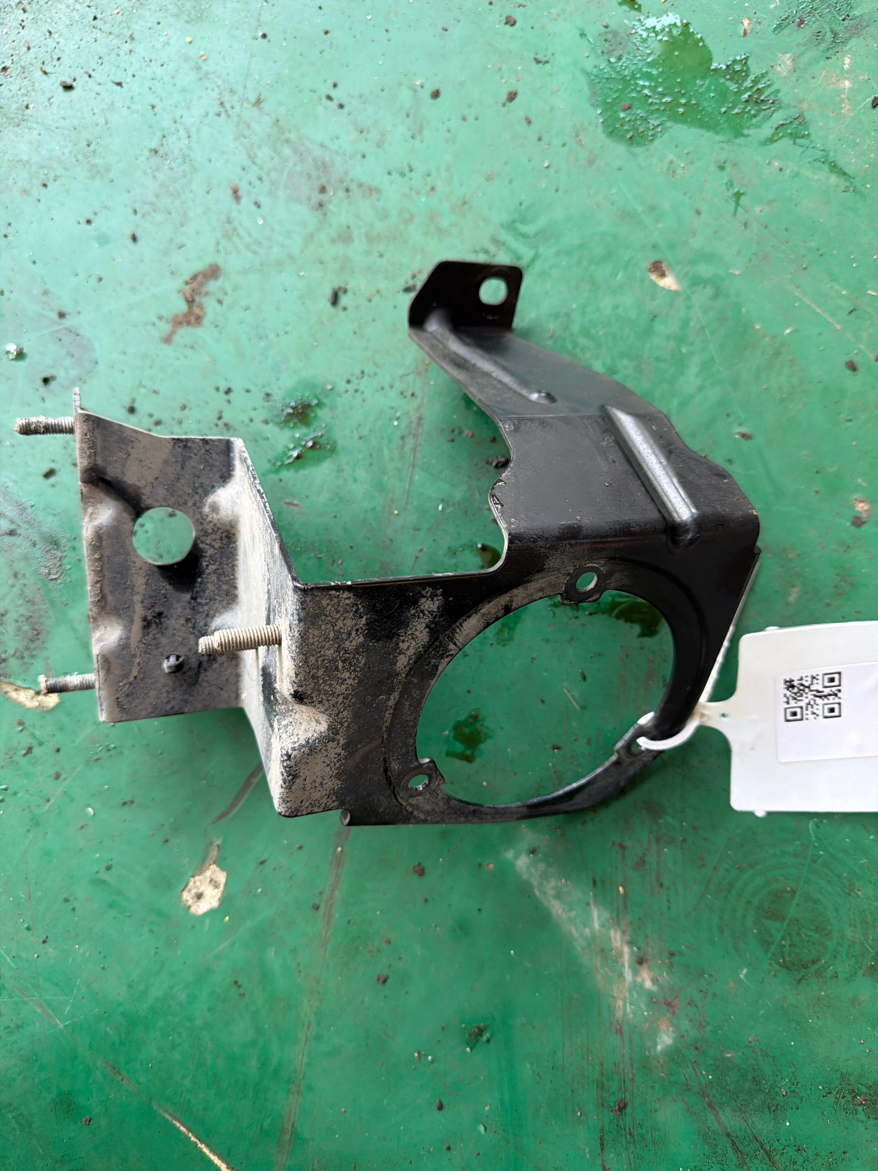 C2Z2288 Secondary Air Pump Bracket