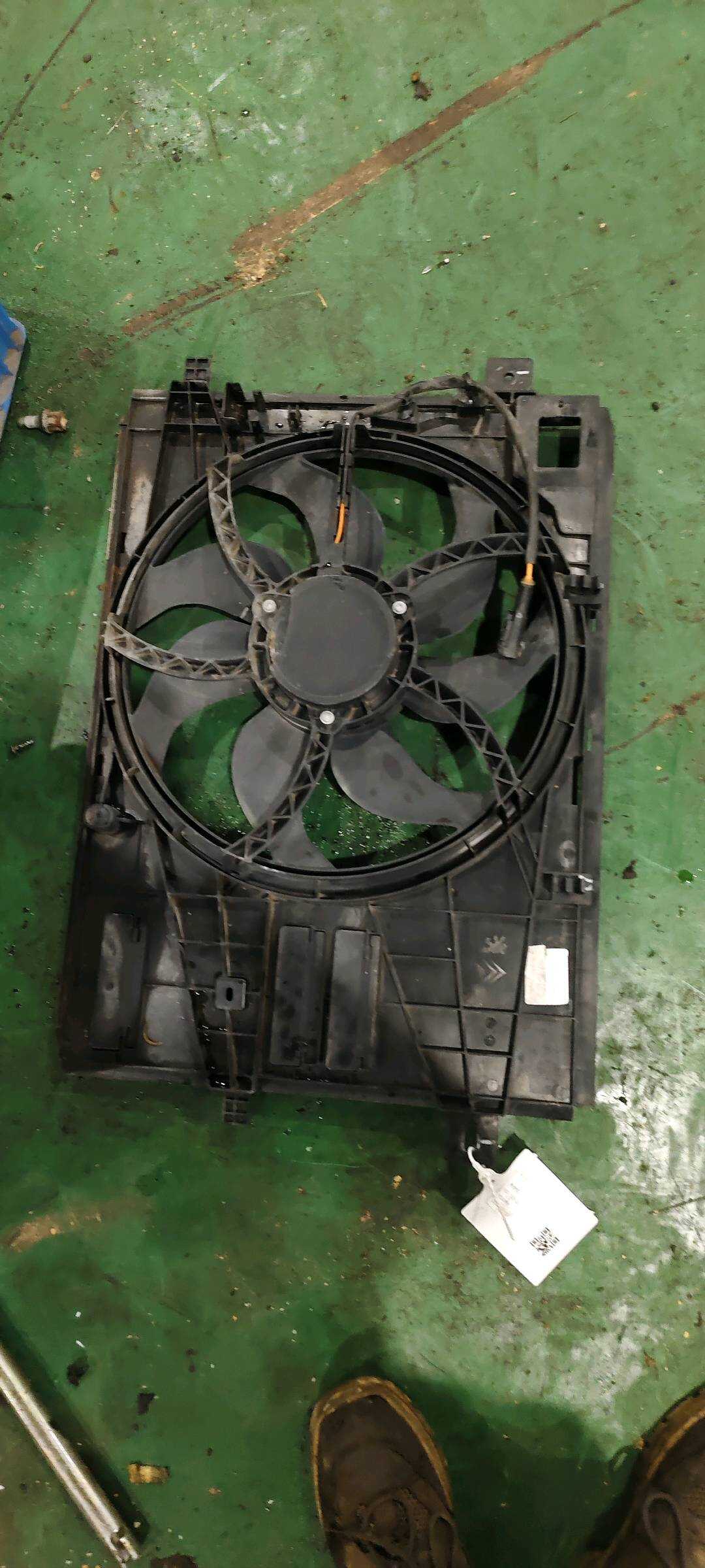 9806313880 水箱电子扇总成