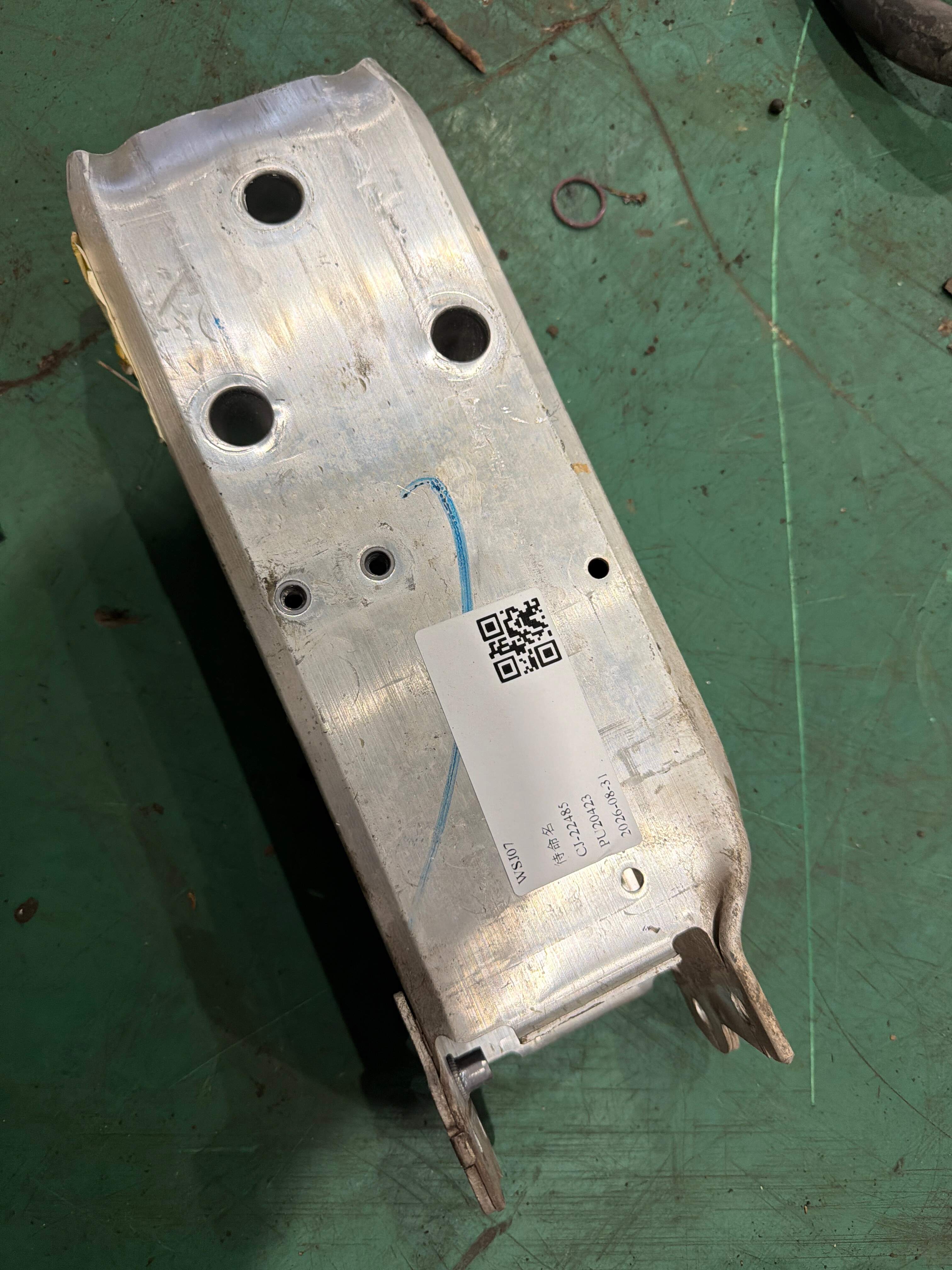 51117266191 Front Bumper Frame Bracket, Left