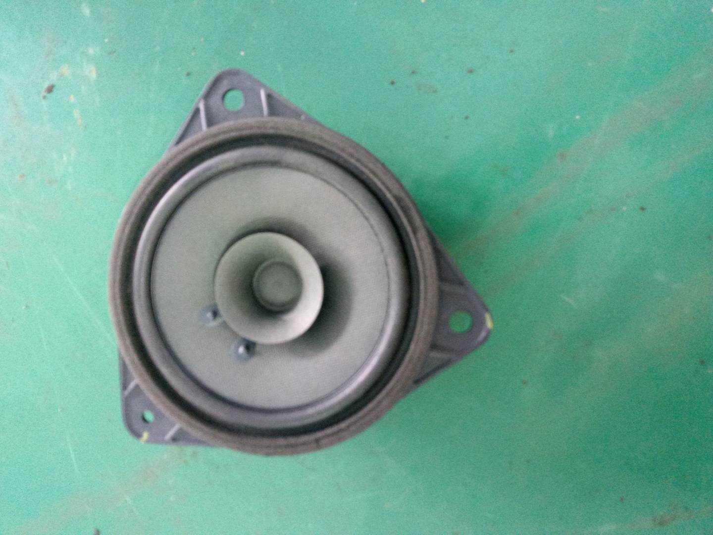 7911400AKZ16B 后门扬声器总成