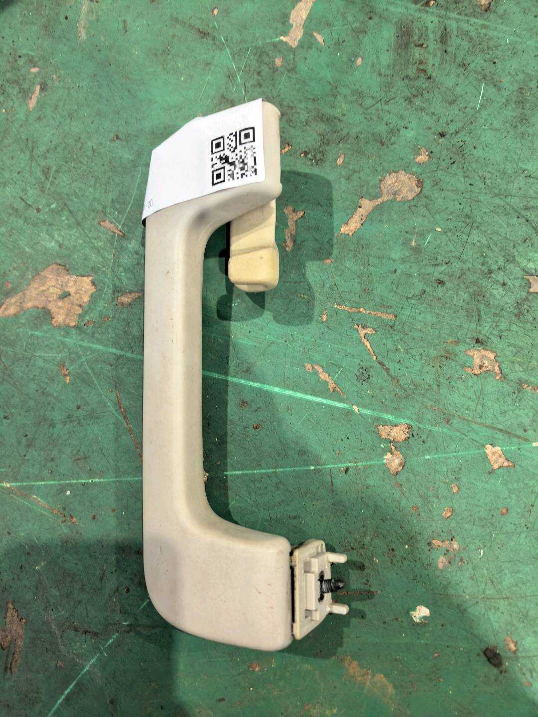 8P0857607D Roof Grab Handle, Rear Left
