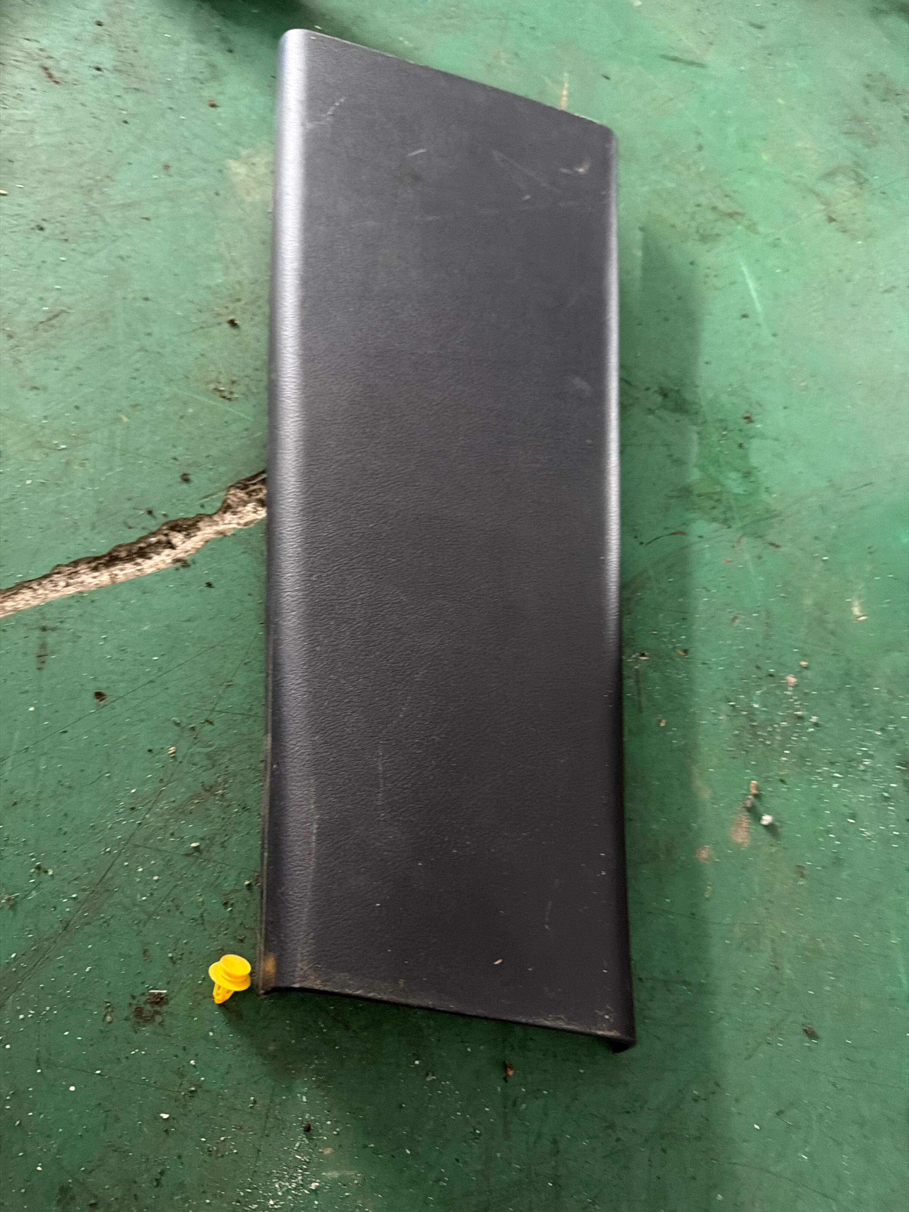 EMG500410PVJ B柱内衬(左下)