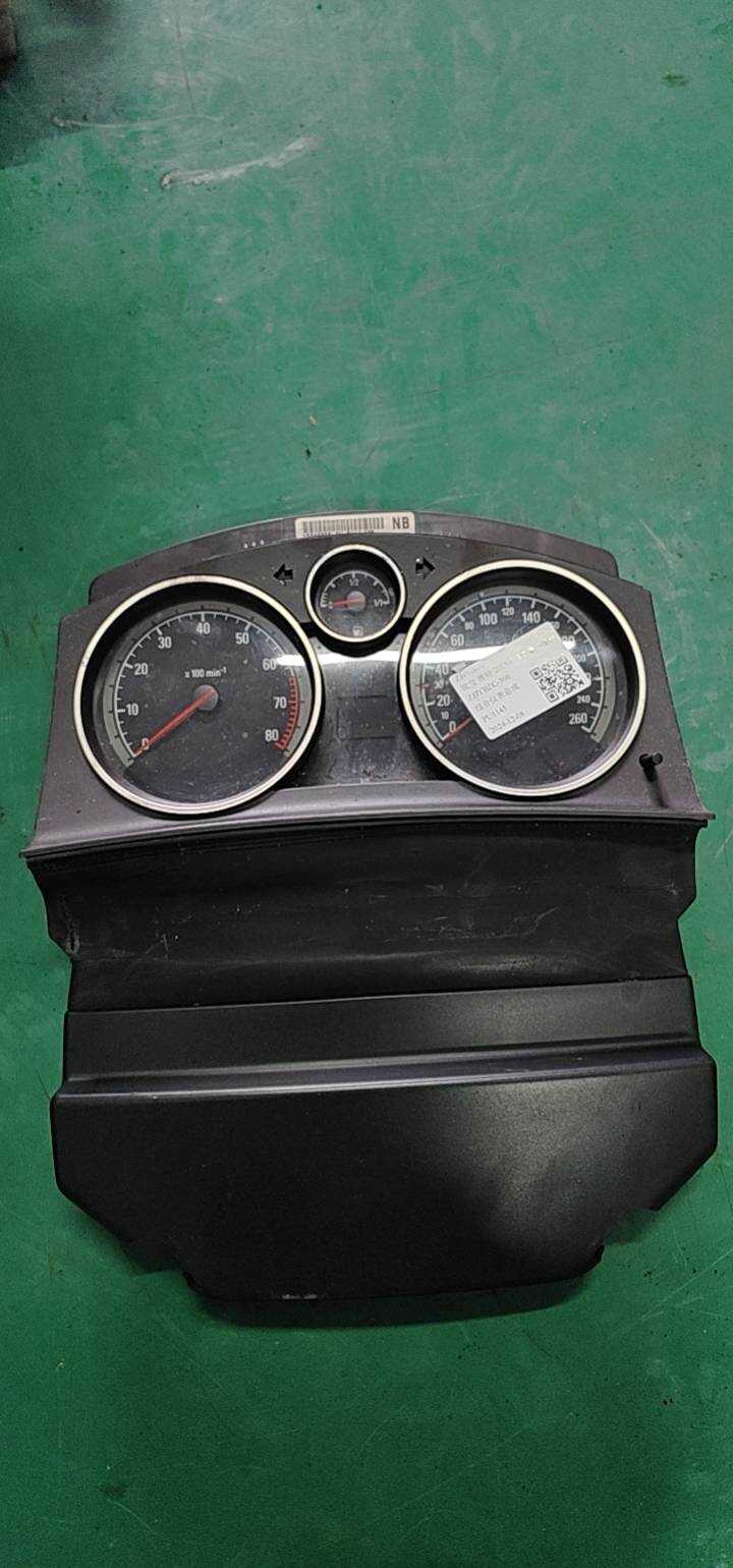 13216690 Instrument Cluster Assembly