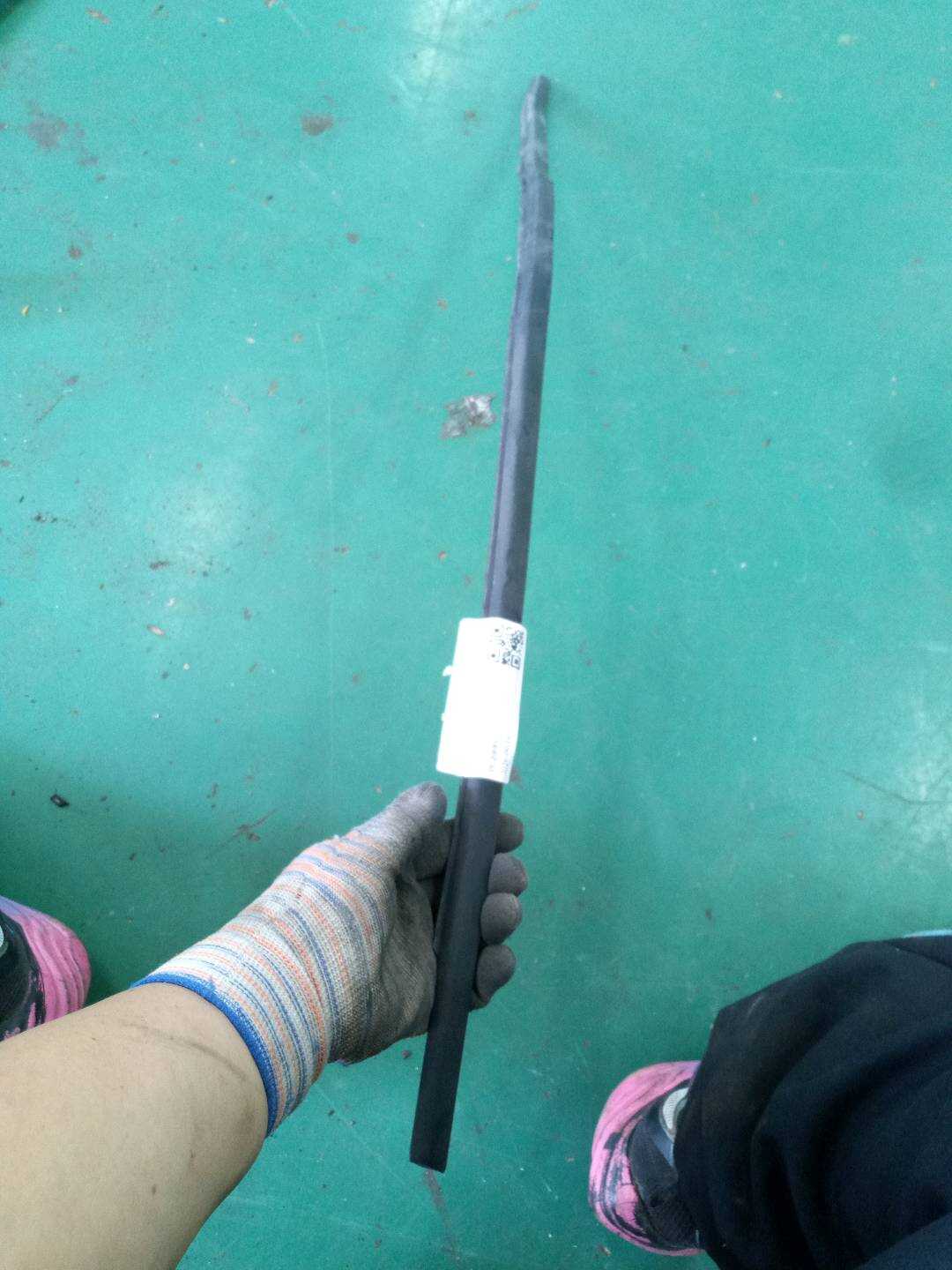 51347066607 Rear Door Window Molding (Left Outer)