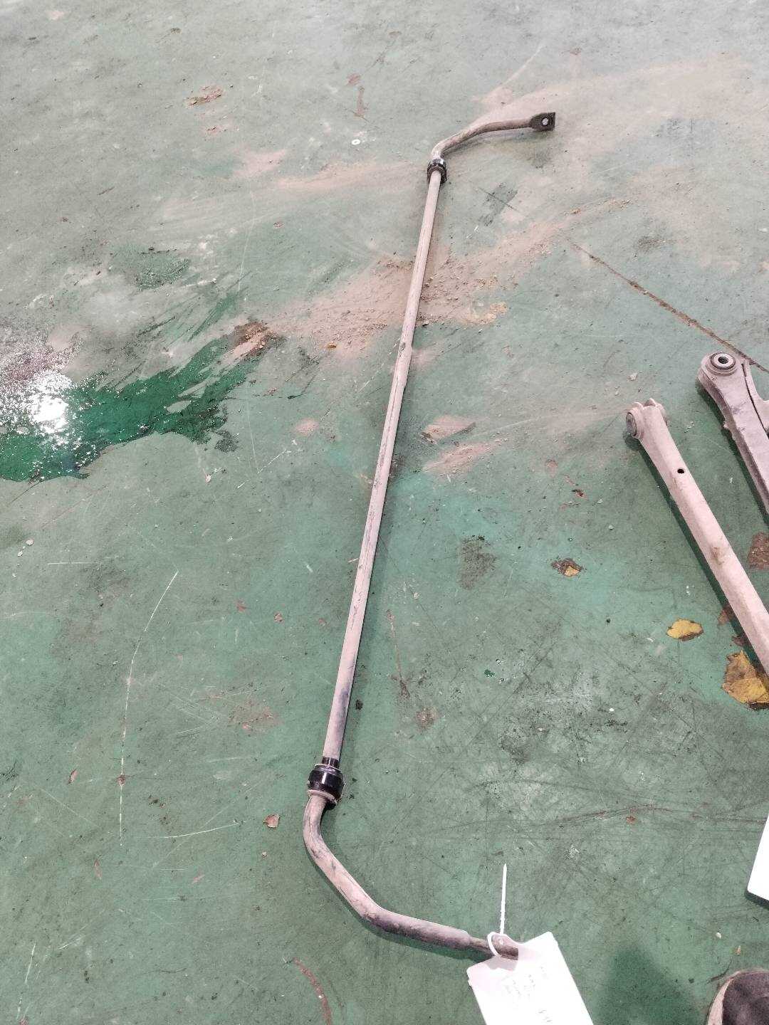 33556754818 后平衡杆