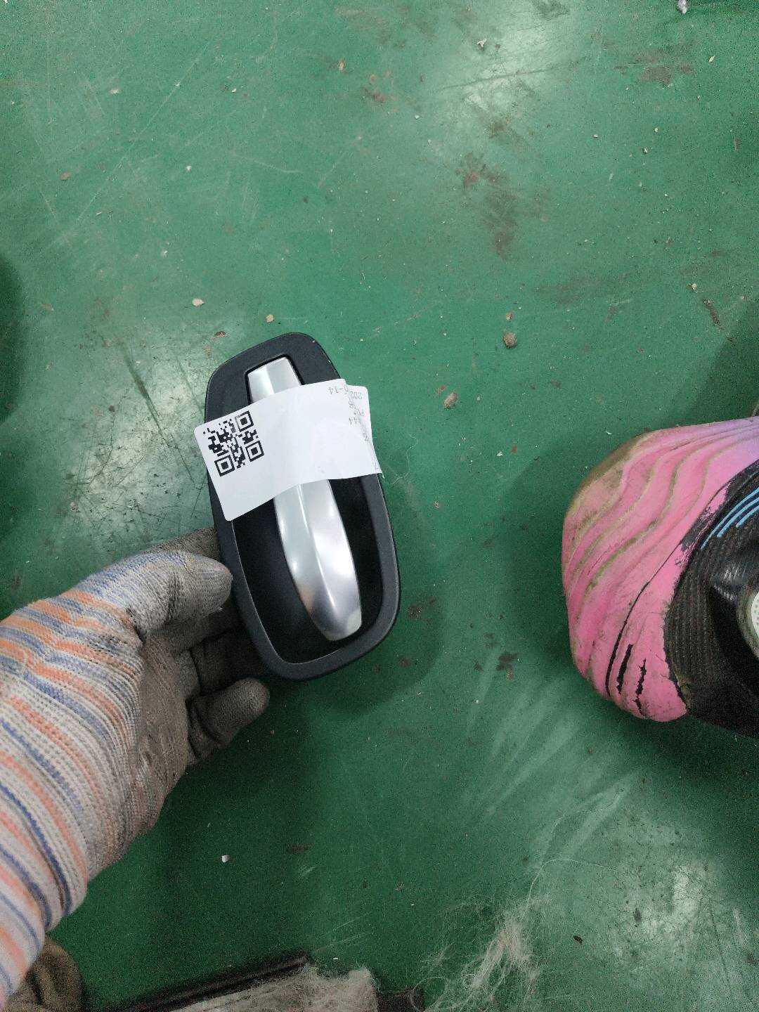 51416983744 前门内拉手(右)