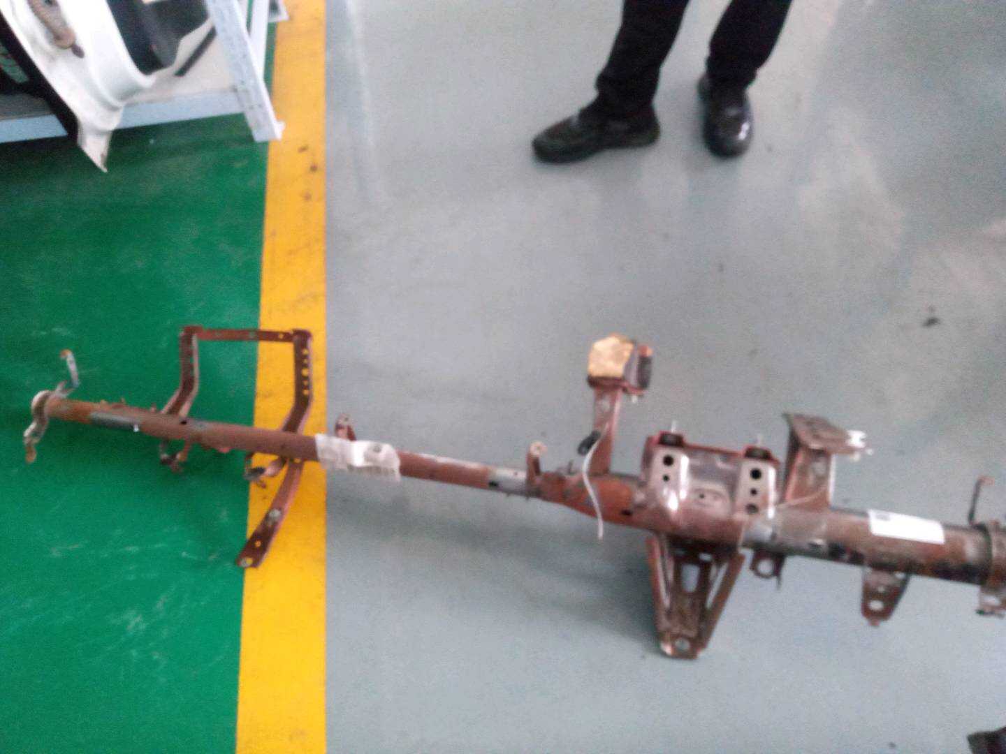 5533042221 Dashboard Frame