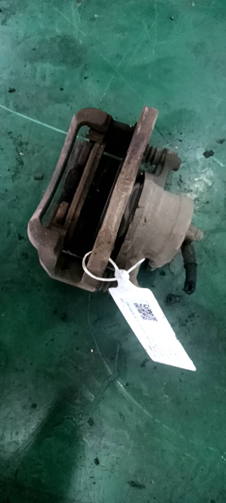 26263451 前制动分泵(右)