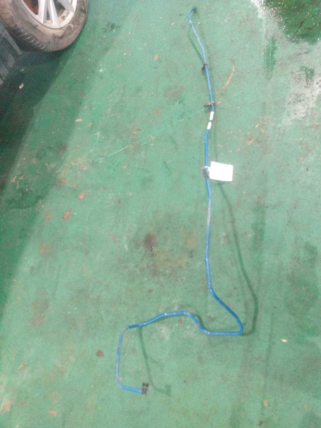 16127244738 燃油箱通风管