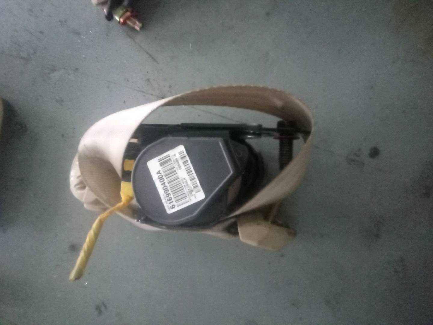 888100R100V2 驾驶员座椅安全带