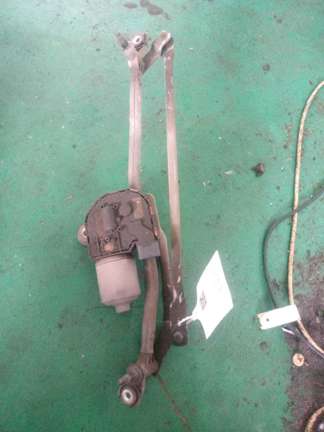 L4FD955023 前风挡雨刮器总成