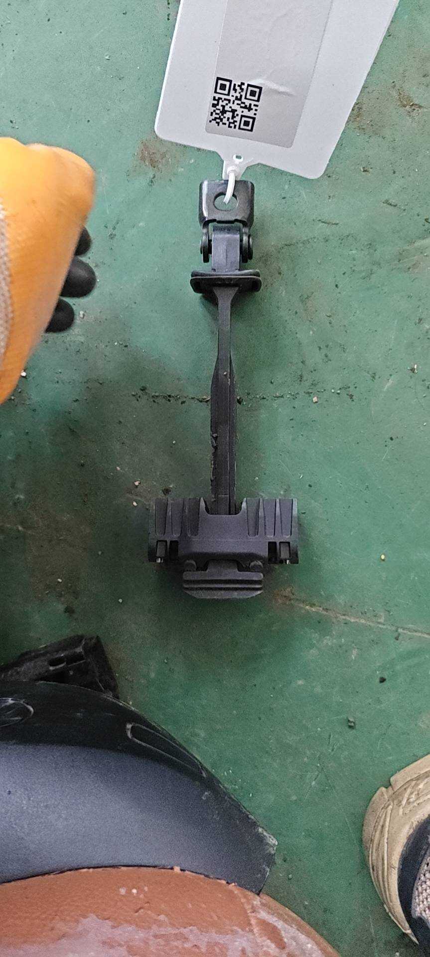 5079588400 前门限位器