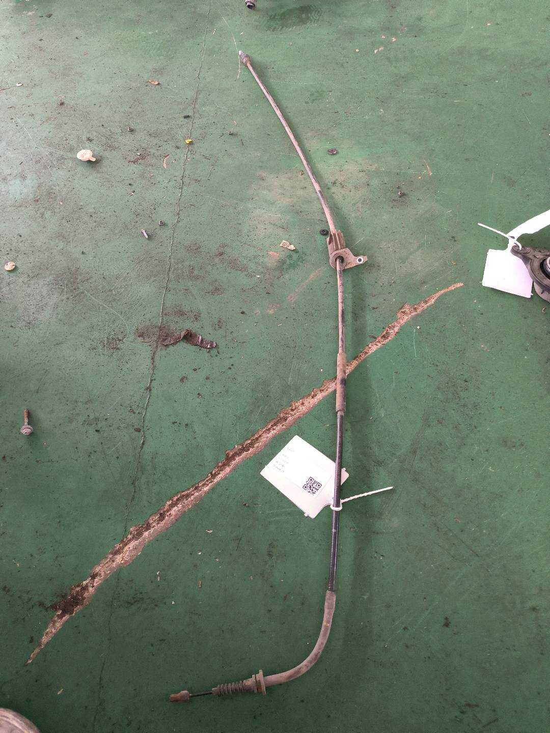 34409813389 驻车制动拉索(左后)