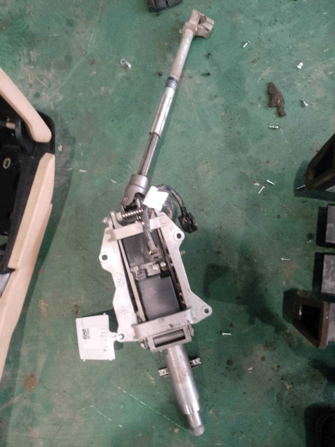 97034700732 转向管柱