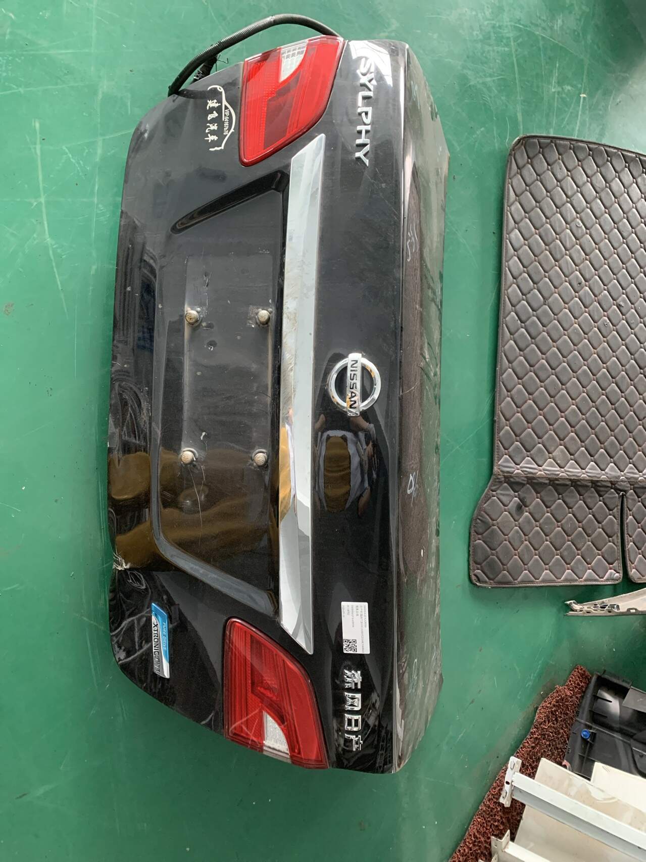 H43004AFAAB094 尾盖总成
