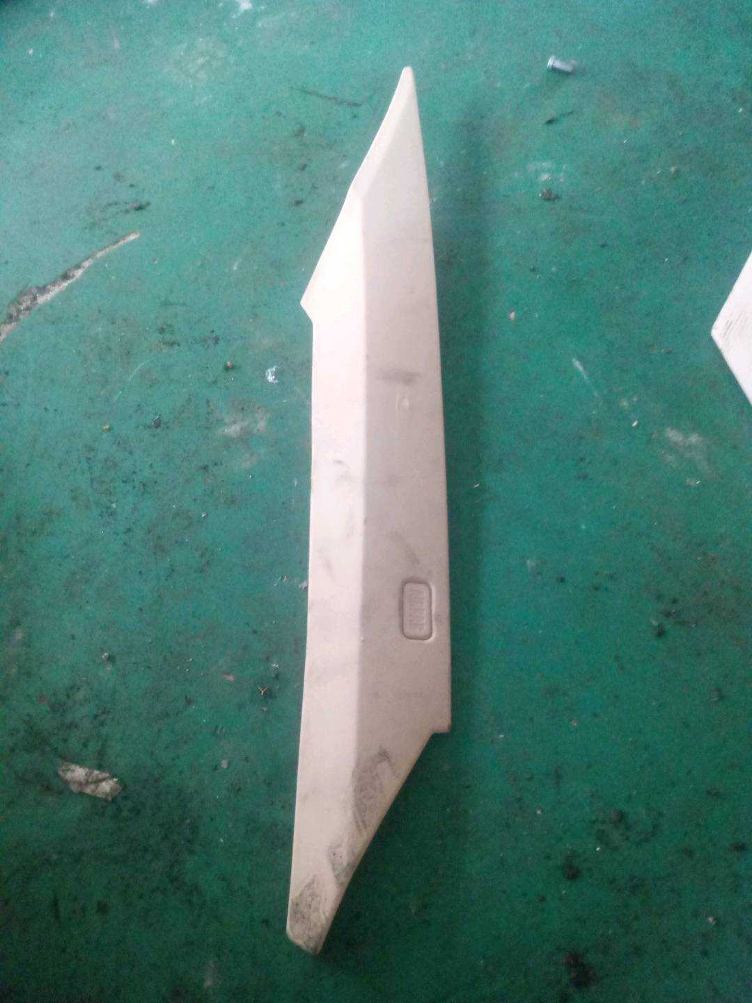 51437024961 C柱上内衬(左后)