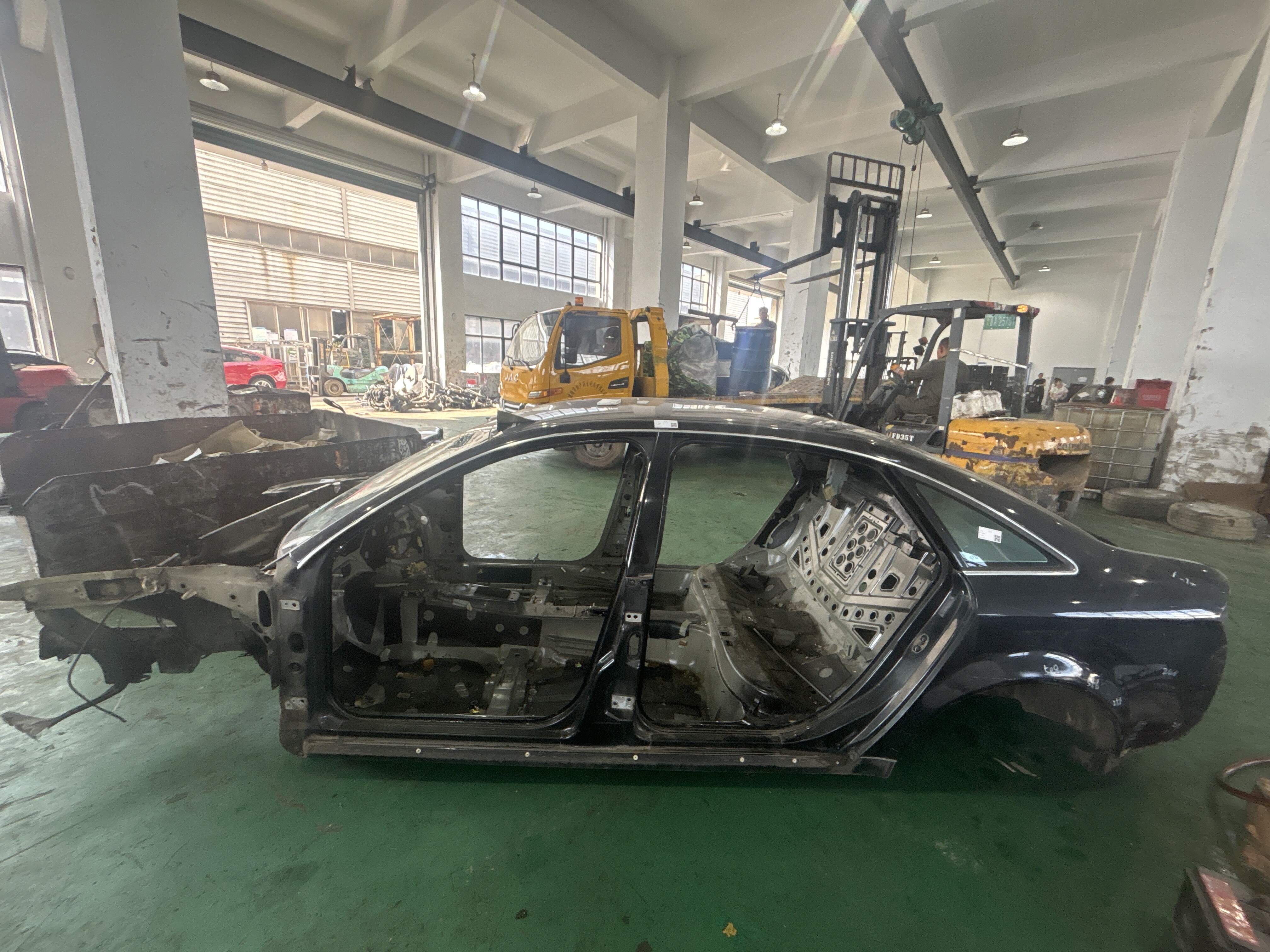 4B5809839 Side Body Outer Panel, Front Left