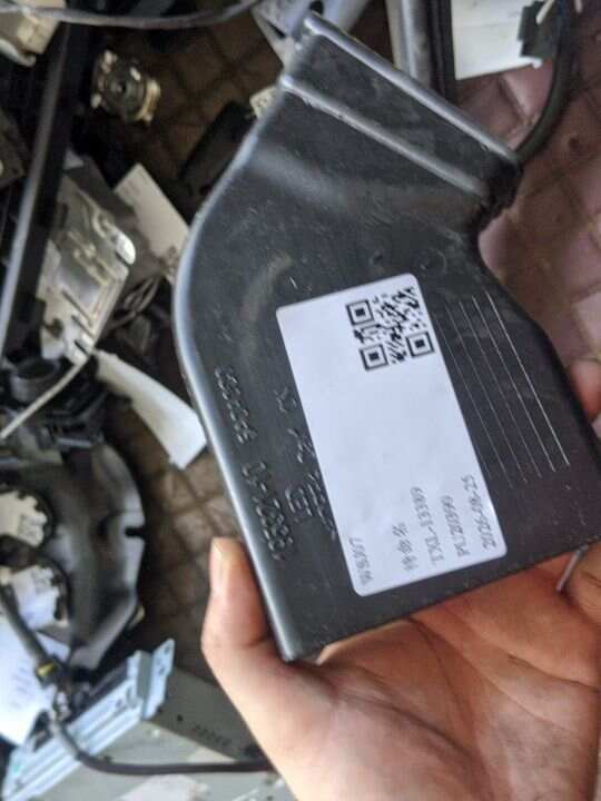 64225A0A0C0 Adapter Luftkanal Fussraum