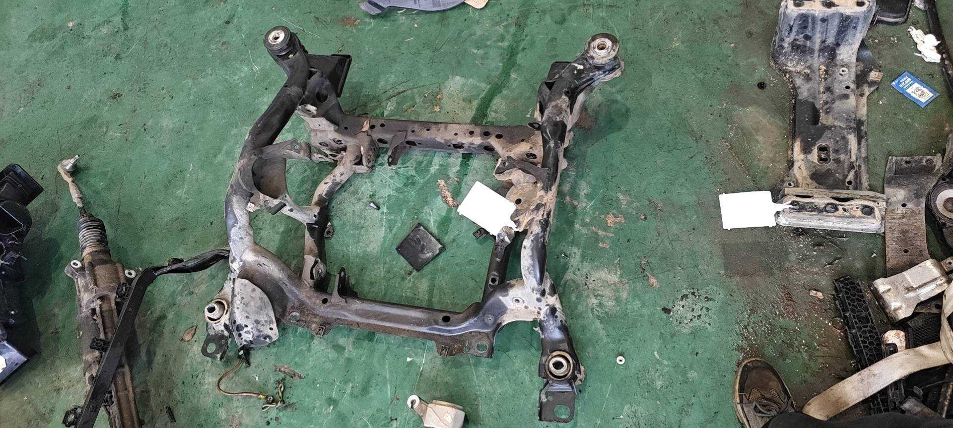 A1663302300 Subframe Crossmember