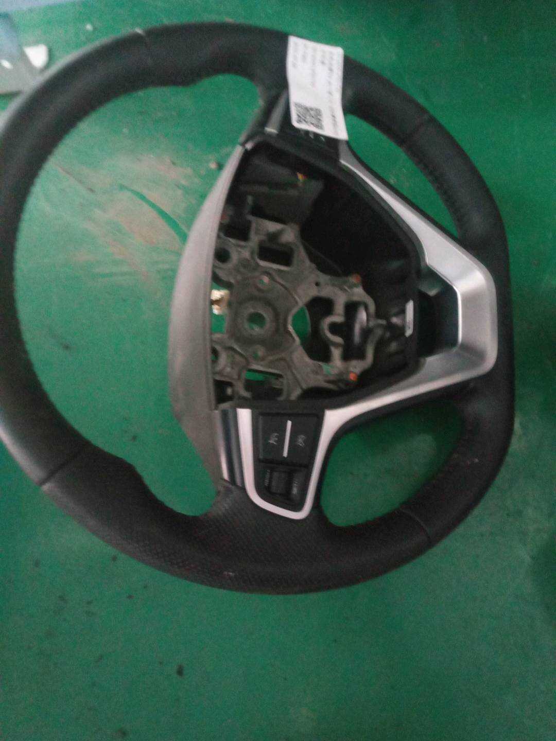 101300513701742 方向盘