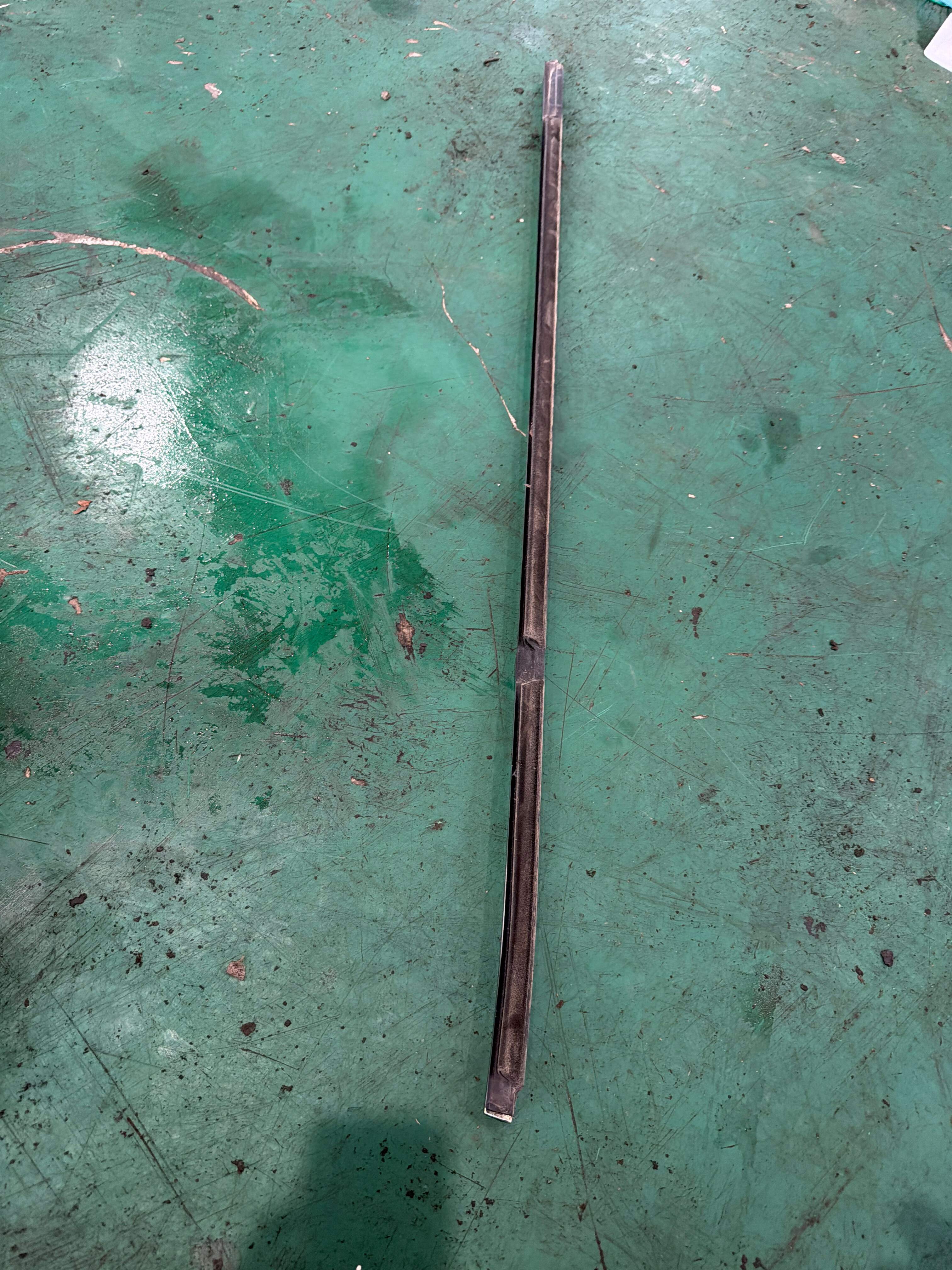 51357352425 Rear Door Window Molding (Left Outer)