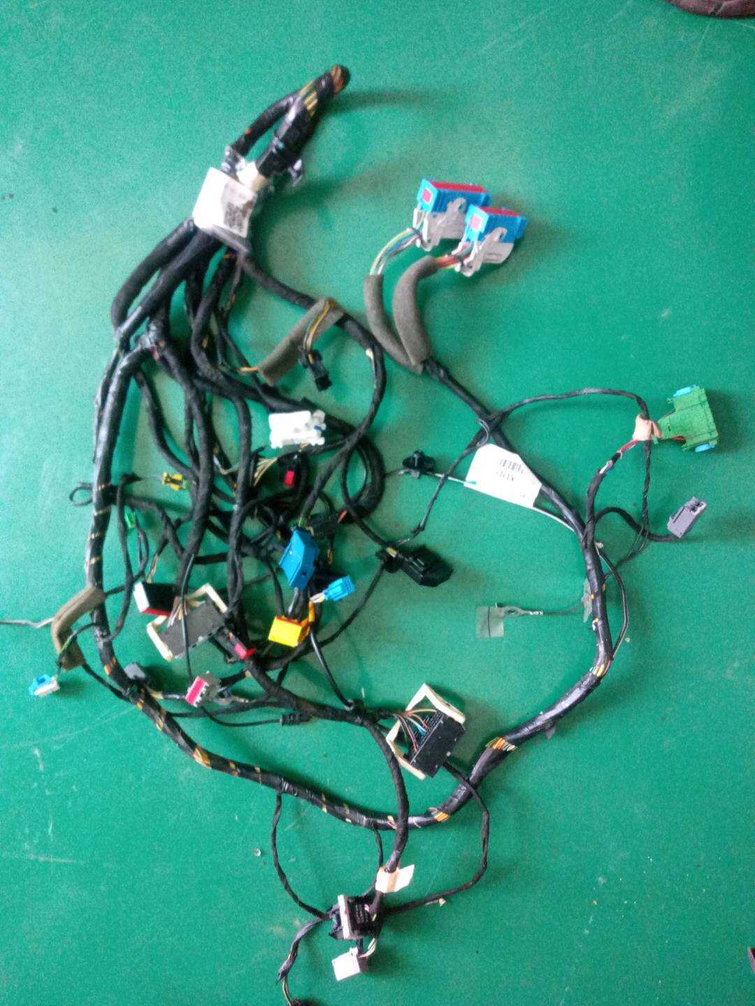 F1ET14401XDD 仪表台线束