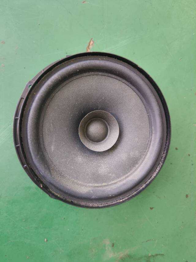 32D035411 后门扬声器(左)