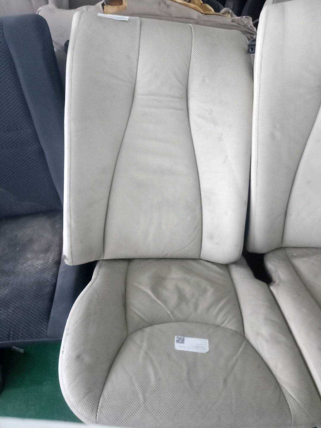 A2209206650 后座椅底座软垫(右)