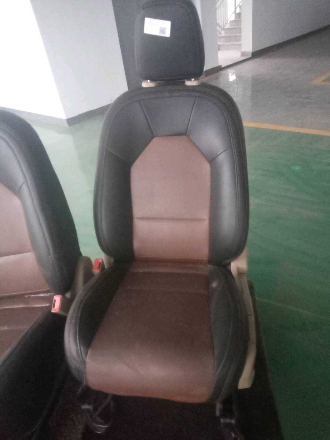 30010033ESA Passenger Seat Assembly
