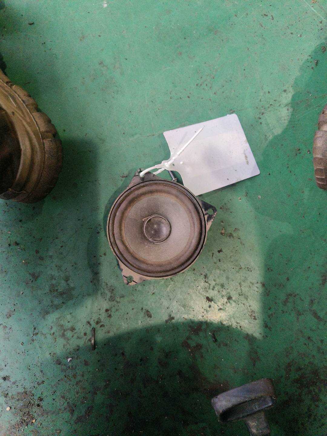 65139804157 仪表台扬声器(中)