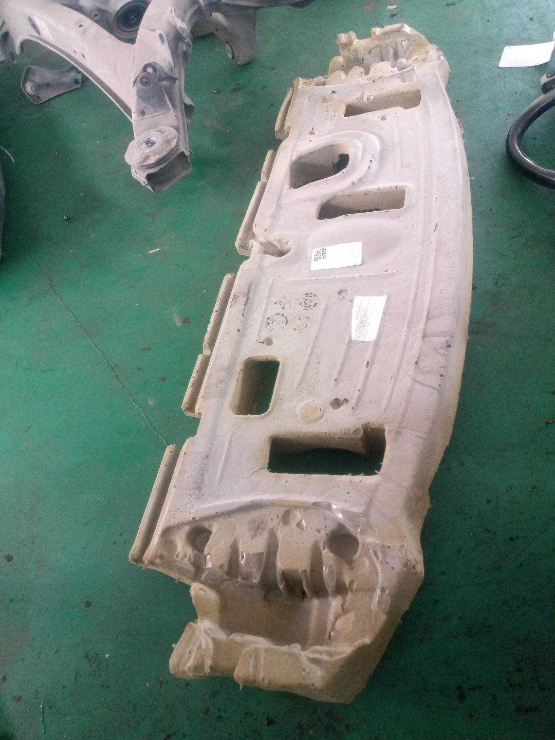 A2056825402 减震装置
