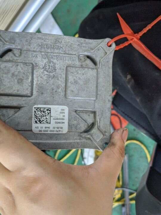 77368187 大灯电子控制单元